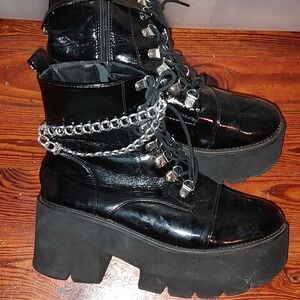 Goth High Boots. black, with a chain